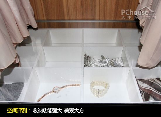智能衣柜