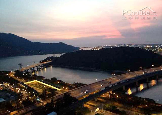 夜景下的大嶼山