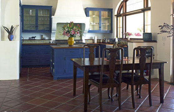 八大元素 打造西班牙复古风厨房