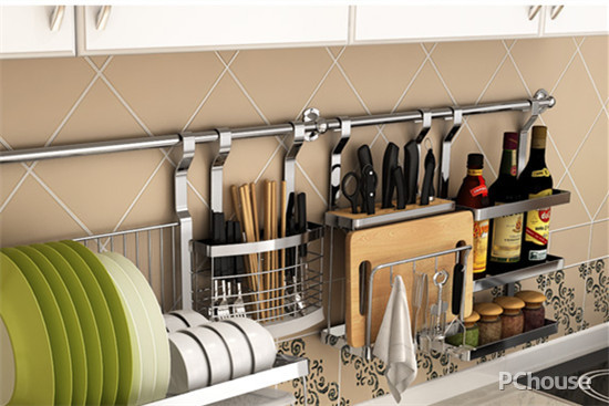 厨房置物架怎么安装 厨房置物架太空铝的好还有不锈钢