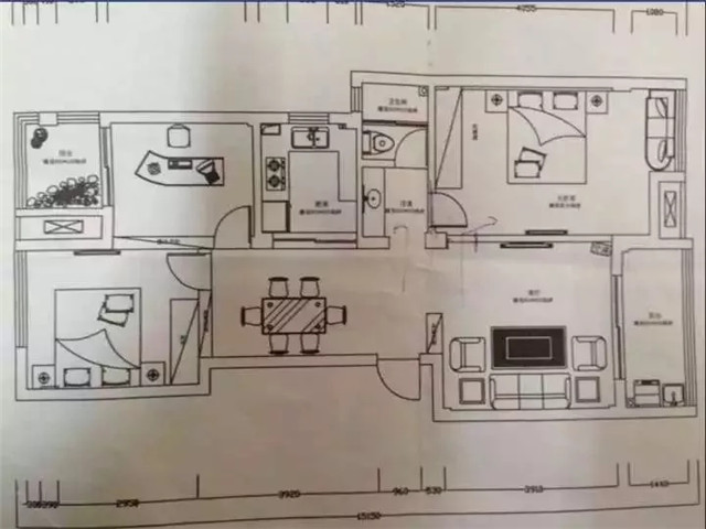 如何解决入户门正对卫生间门的尴尬?