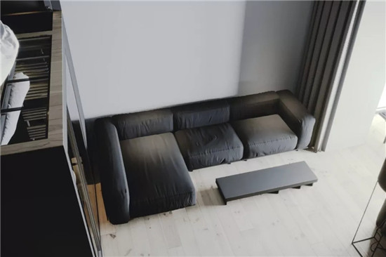 高級黑 LOFT，一半是設(shè)計，一半是情調(diào)