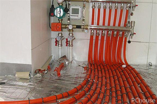 地暖管材怎么选 地暖管怎么清洗