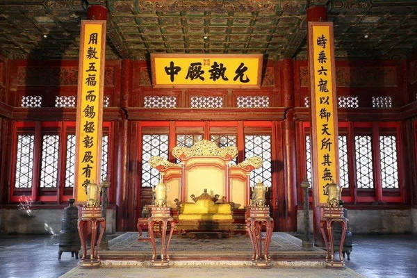 遮不住的景色，在屏風(fēng)中找尋流轉(zhuǎn)的漫長歲月