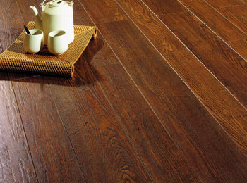 实木地板的清洁与保养