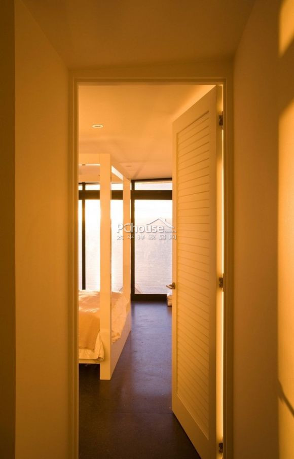 储水异形大宅，美式节能新理念