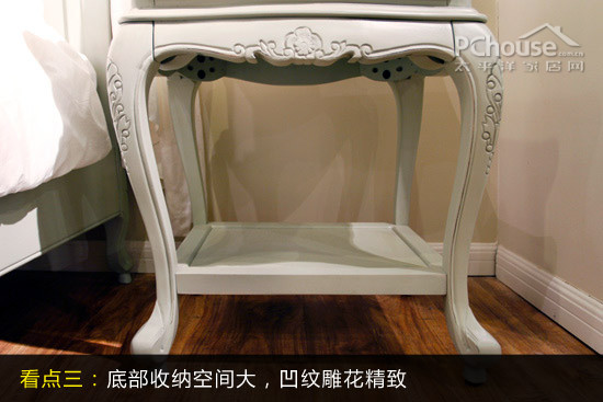 白杨木欧式床头柜