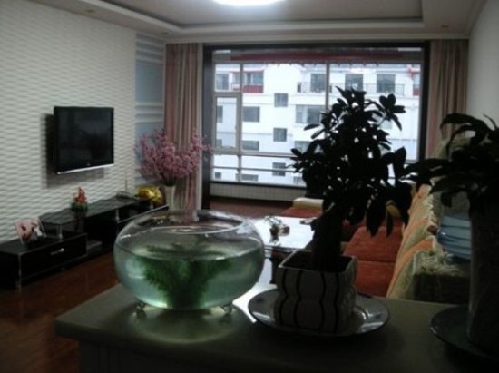 婚房装饰 两室一厅简单温馨婚房