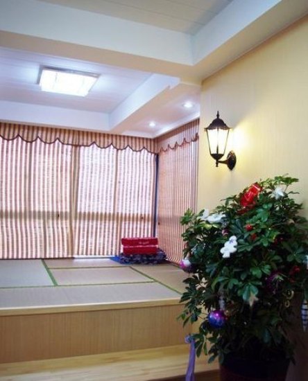 新古典三居室设计 25万130平质感空间