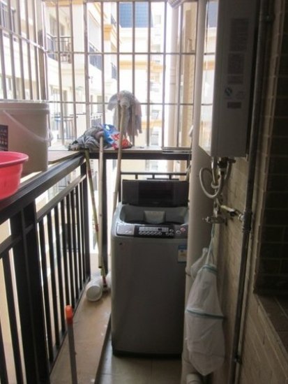 佛山8万三居室设计 夫妻装修和DIY壁画