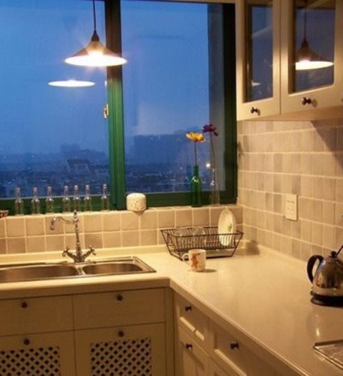 美女家居装修DIY 17万装150平混搭窝