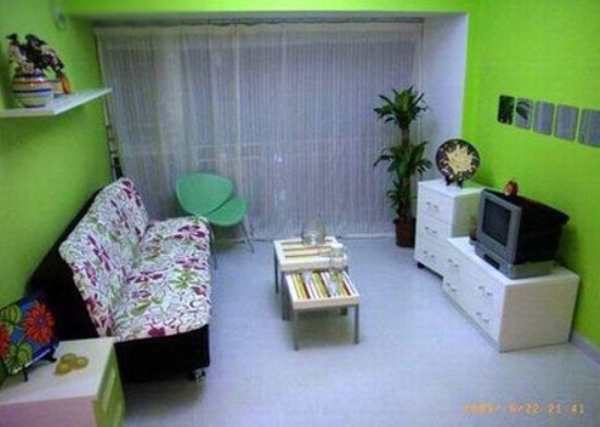 四万元打造的一室一厅小户型 用色彩取胜
