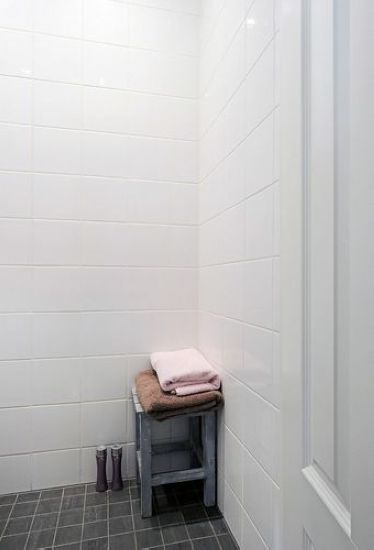 米色地板增色北欧风 宽宽敞敞的二室家居