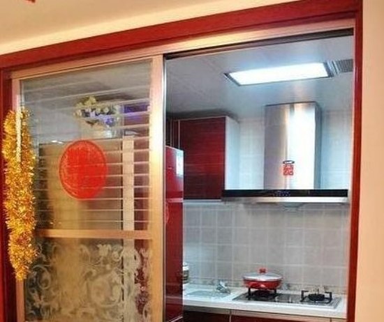 18万完美家居装饰 打造135平四居室婚房