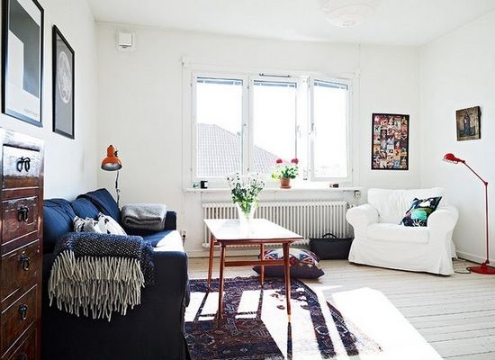 远离都市嘈杂 浅白地板装扮简约小资公寓