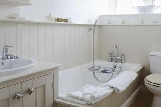 卫生间装修效果图 小面积卫浴空间