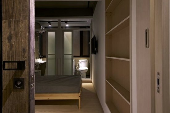现代居住型公寓 用楼梯来点亮空间