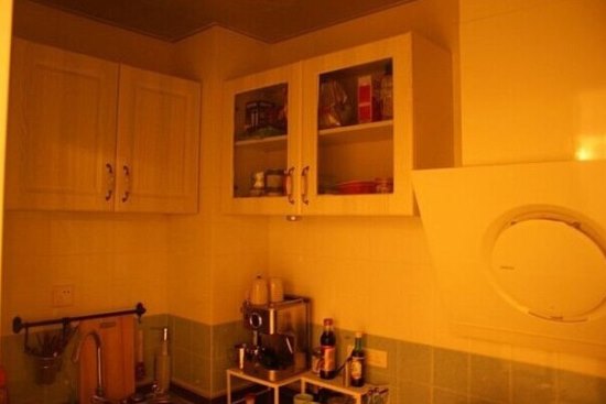 88平二室一厅 8万元打造温馨暖色家