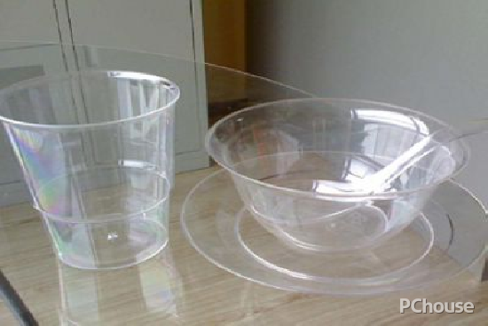 厨房用品 塑料餐具怎么样 塑料餐具如何清洗