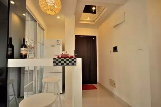 小夫妻巧装小户型 51平简约美家