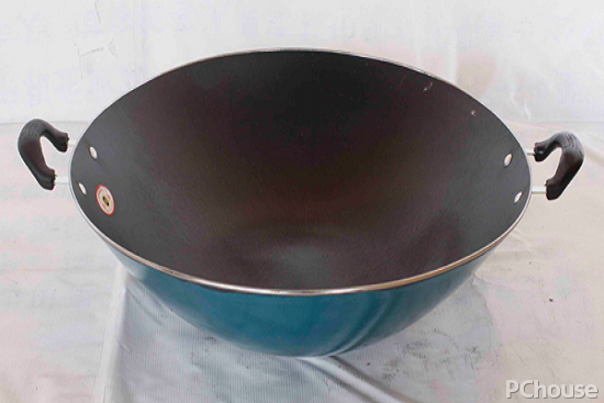 厨房用品 铁锅选择技巧 铁锅使用窍门