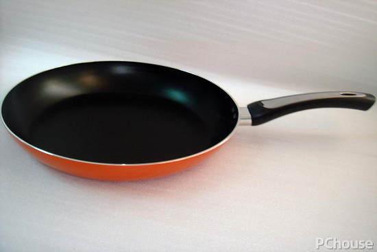厨房用品;煎锅 使用煎锅的注意事项 煎锅品牌大全