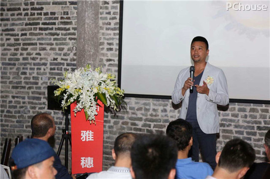 广州光与影照明设计有限公司设计总监黄于民先生致辞