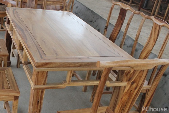 樟木家具品牌介绍 樟木价格