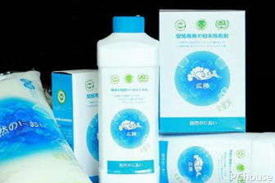 　　在现代的家居装修中，壁纸是人们经常选用的材料，