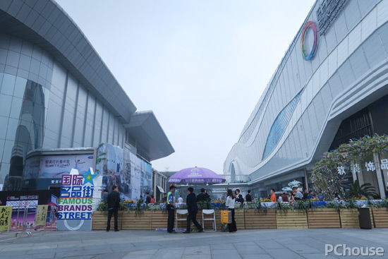 展览 品牌独立大店 十大一线品牌齐聚名品街