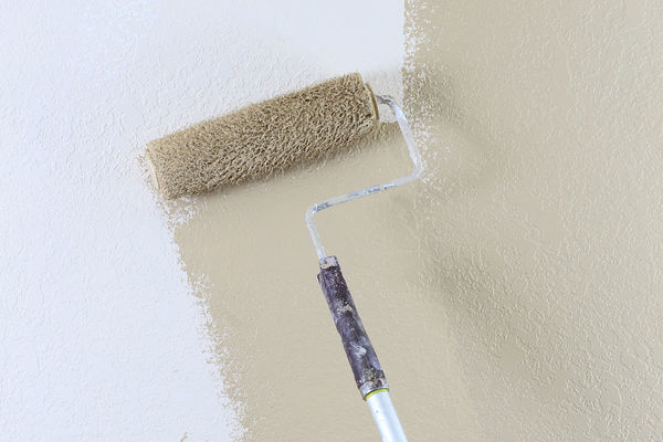墙面漆如何辨别好坏 墙面漆施工后如何保养