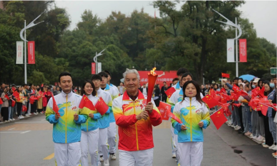 传圣火 庆华诞丨欧神诺助力景德镇大学百年校庆